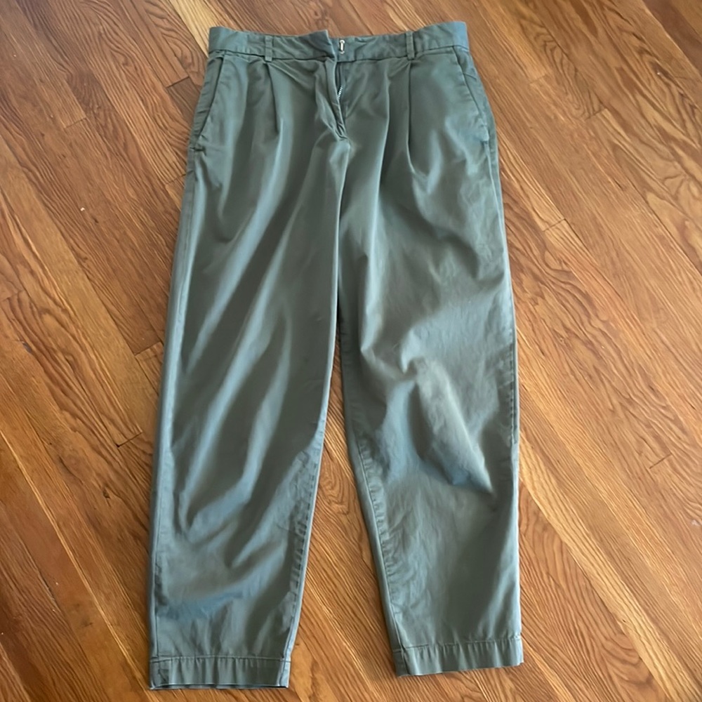 Everlane slouchy cropped chinos